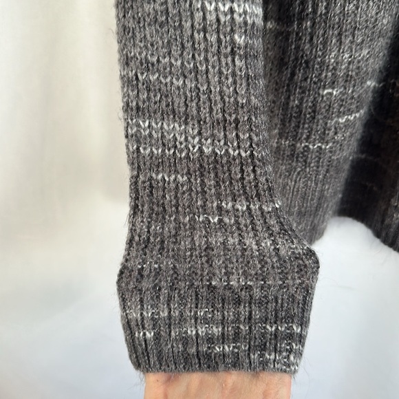 Torrid Dark Grey Space-Dye Turtleneck Knit Pullover Sweater - Picture 4 of 6